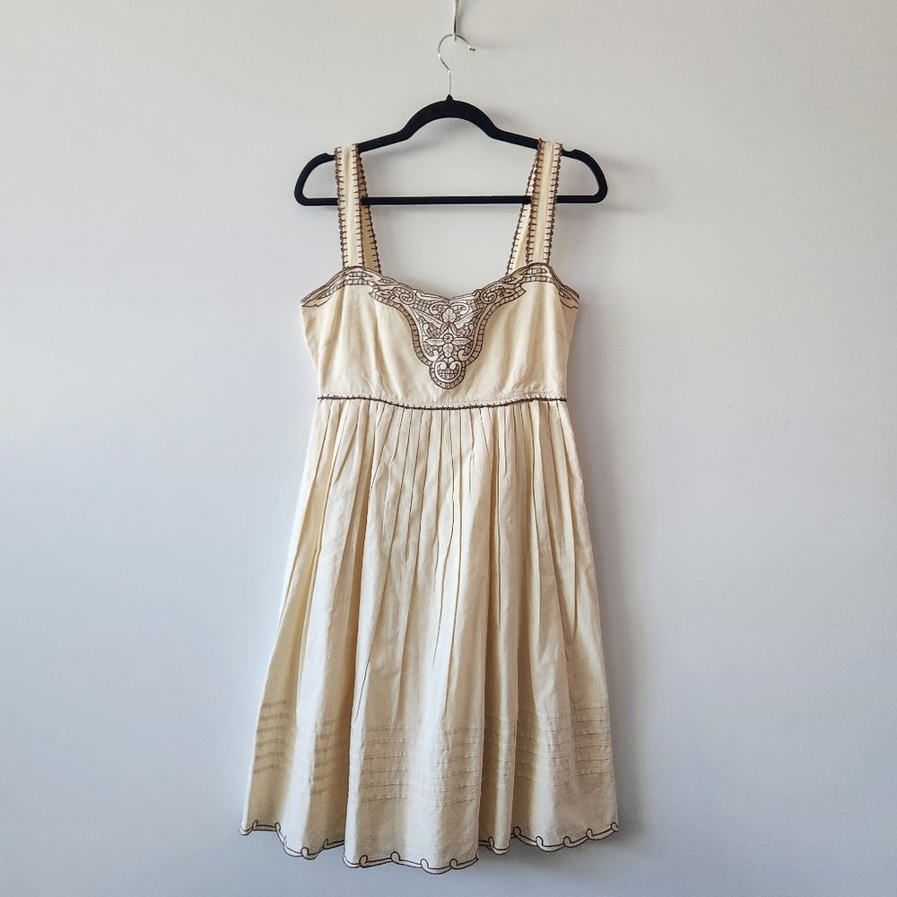 Vintage Anthropologie Viola Embroidered Cottagecore Dress Size 10 - runs small